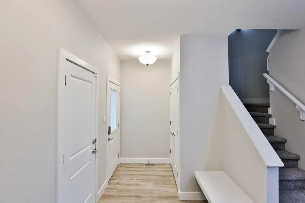 470 Bluebell Lane W Lethbridge AB T1J 5S4