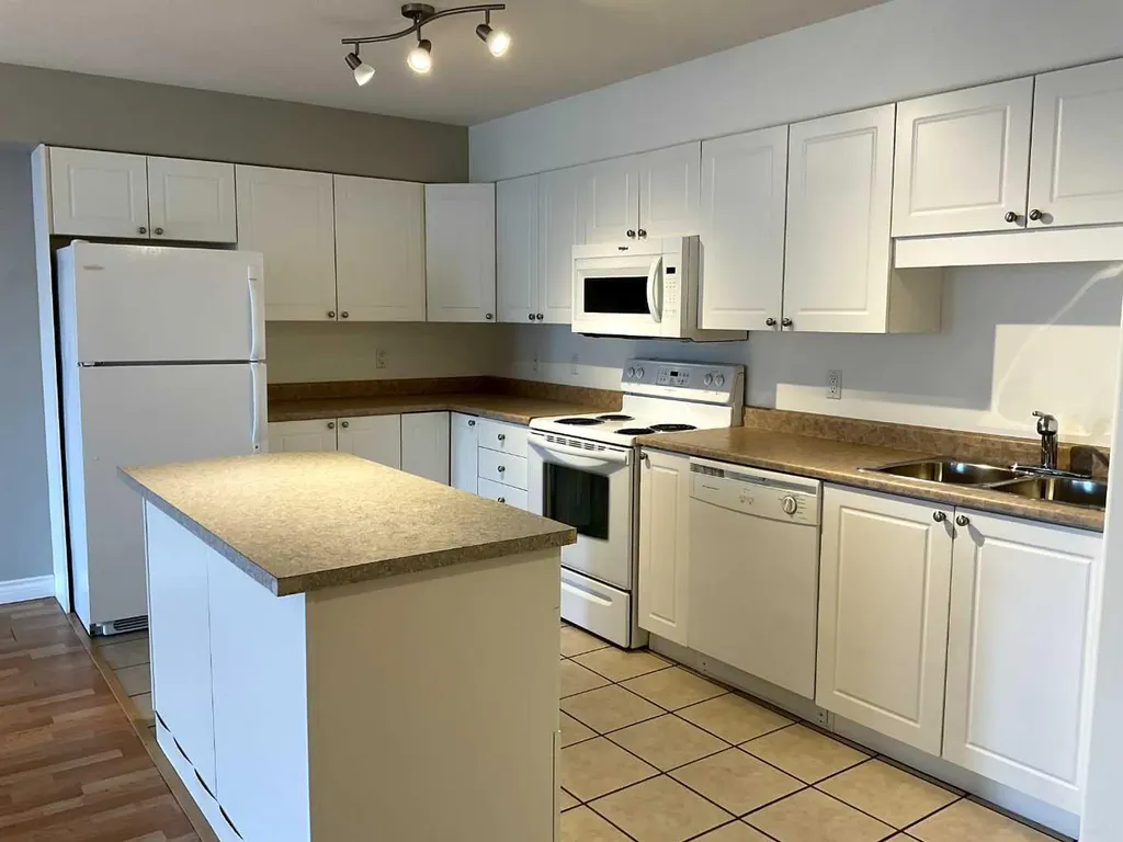 5101 18 Street Lloydminster AB T9V 2G7