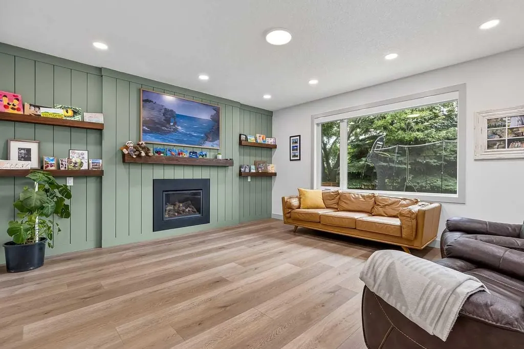 115 Sunvista Court SE Calgary AB T2X 3G6