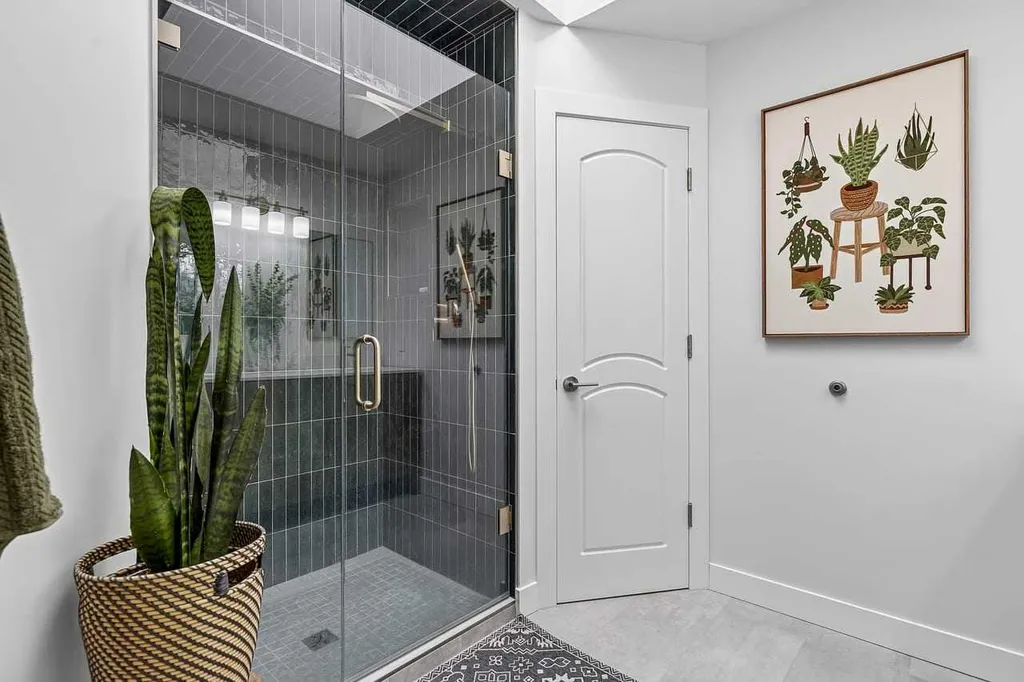 115 Sunvista Court SE Calgary AB T2X 3G6