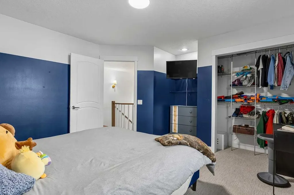 115 Sunvista Court SE Calgary AB T2X 3G6