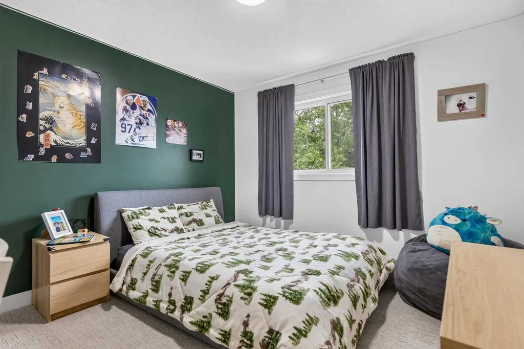 115 Sunvista Court SE Calgary AB T2X 3G6