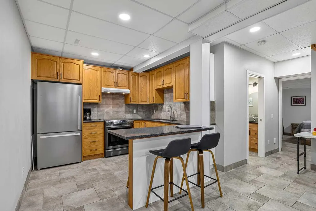 115 Sunvista Court SE Calgary AB T2X 3G6