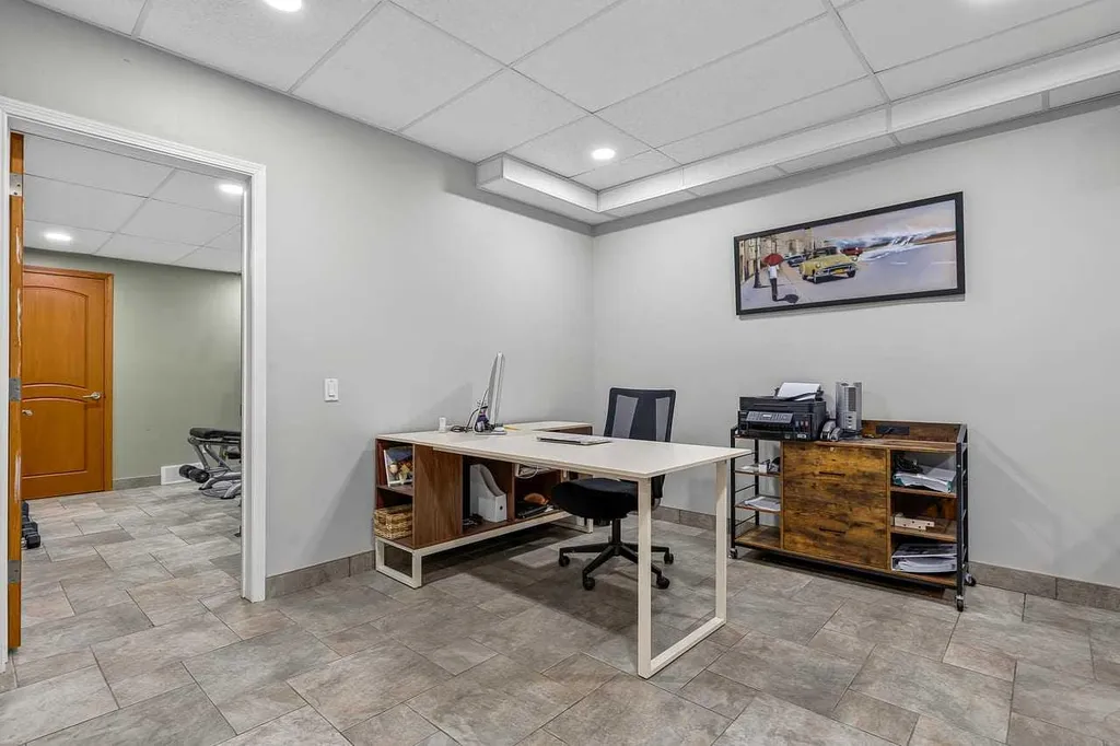 115 Sunvista Court SE Calgary AB T2X 3G6