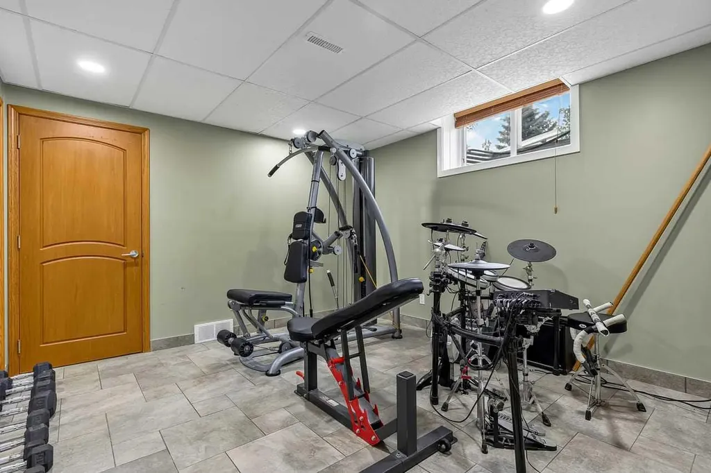 115 Sunvista Court SE Calgary AB T2X 3G6