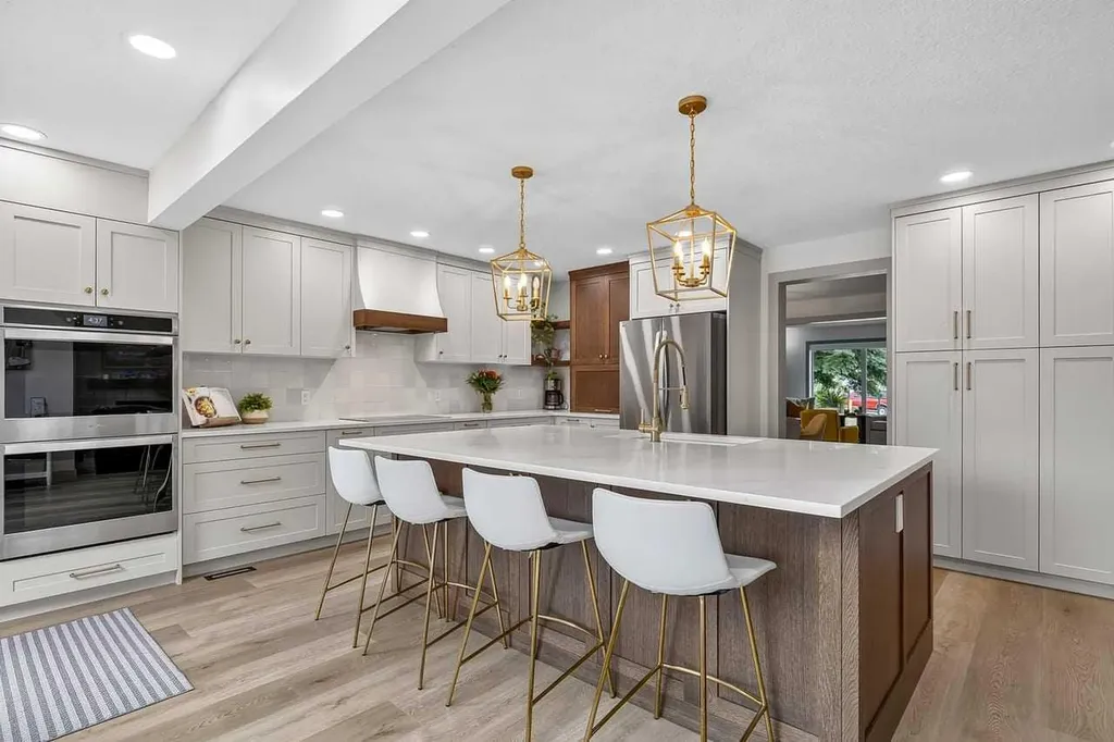 115 Sunvista Court SE Calgary AB T2X 3G6