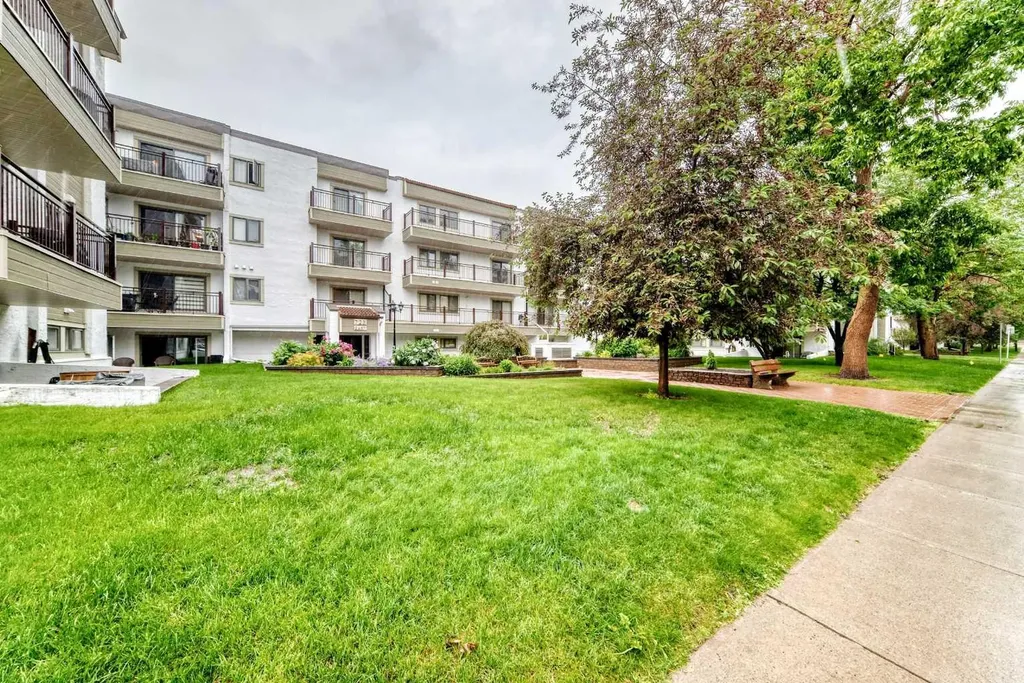 723 57 Avenue SW Calgary AB T2V 4Z3