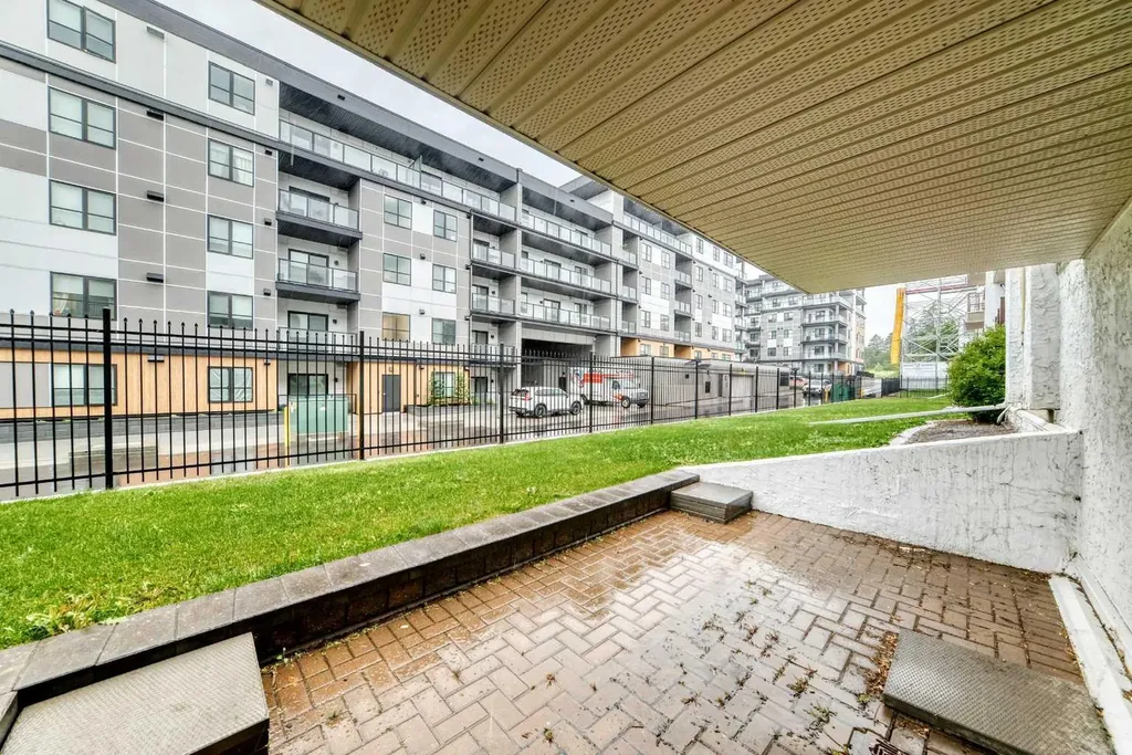 723 57 Avenue SW Calgary AB T2V 4Z3
