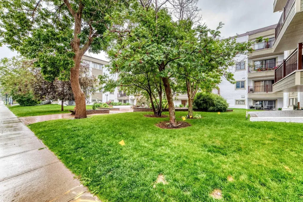 723 57 Avenue SW Calgary AB T2V 4Z3