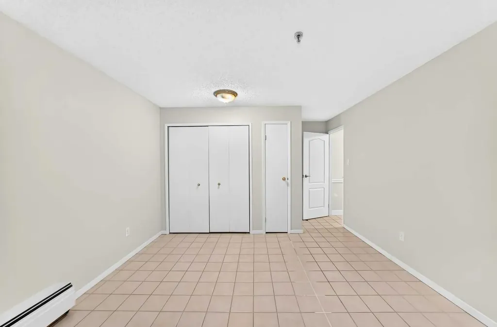 723 57 Avenue SW Calgary AB T2V 4Z3