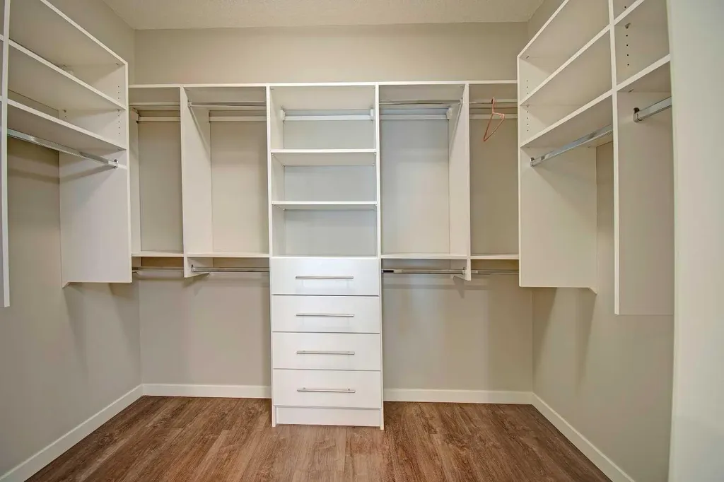 12 Mahogany Path SE Calgary AB T3M 3A4