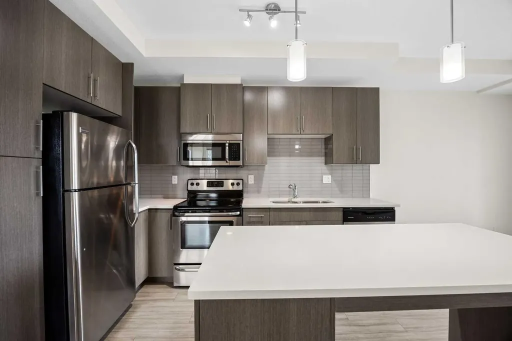 15233 1 Street SE Calgary AB T2X 0X5