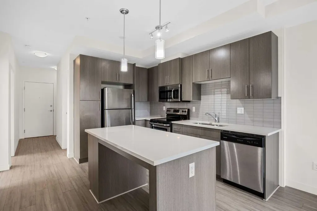 15233 1 Street SE Calgary AB T2X 0X5