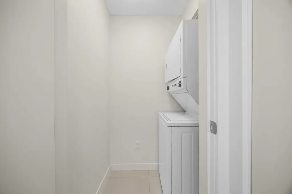 15233 1 Street SE Calgary AB T2X 0X5