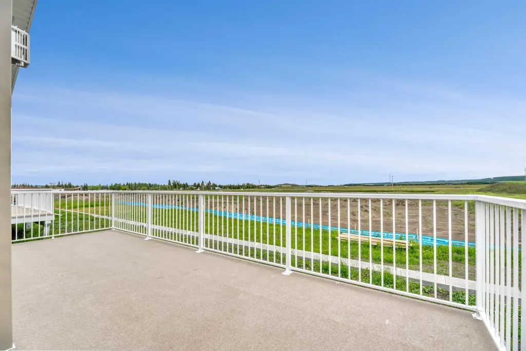 164 Ridgestone Lane Diamond Valley AB T0L0H0