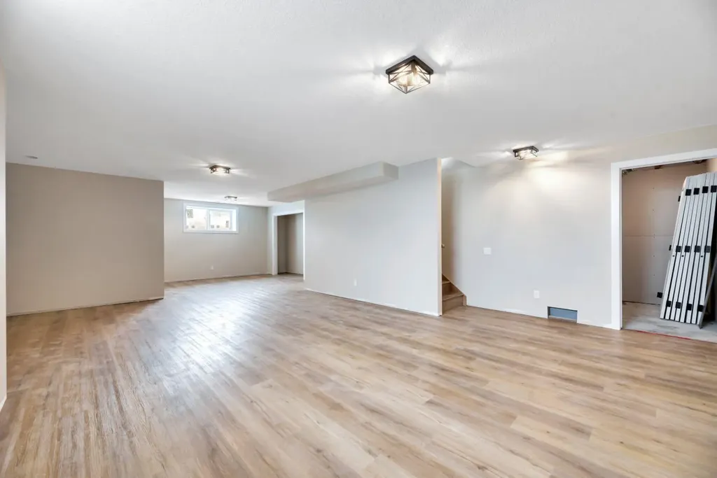 164 Ridgestone Lane Diamond Valley AB T0L0H0