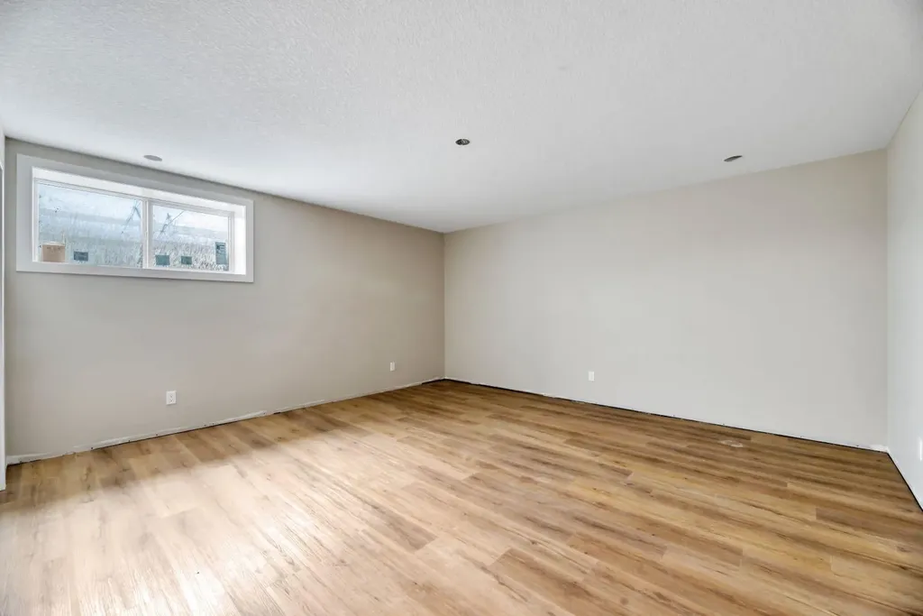 164 Ridgestone Lane Diamond Valley AB T0L0H0