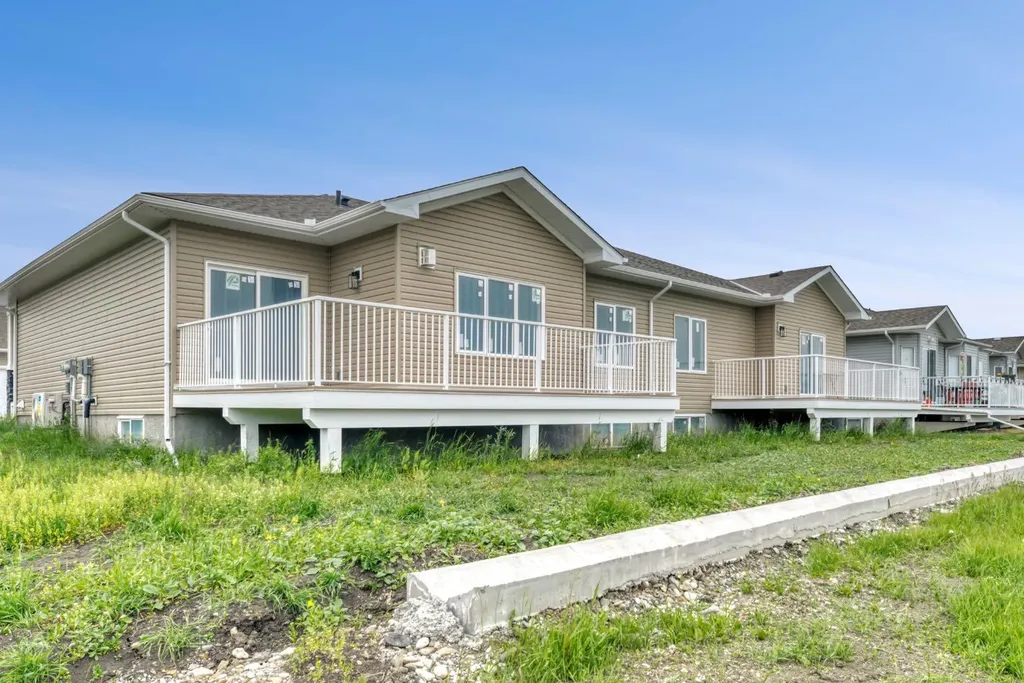 164 Ridgestone Lane Diamond Valley AB T0L0H0