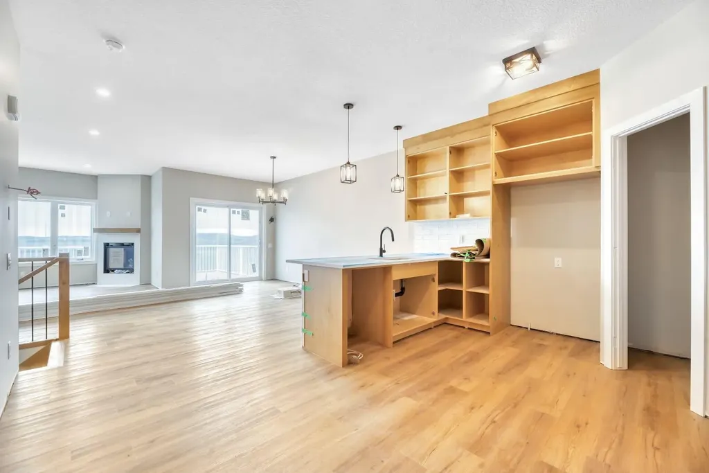 164 Ridgestone Lane Diamond Valley AB T0L0H0