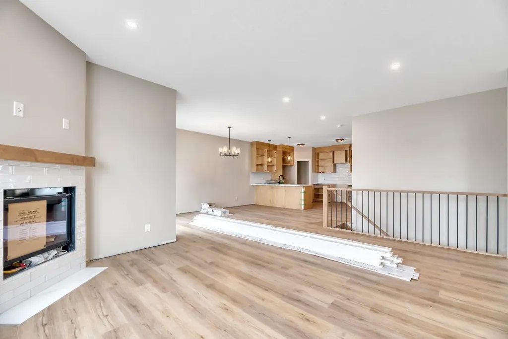 164 Ridgestone Lane Diamond Valley AB T0L0H0