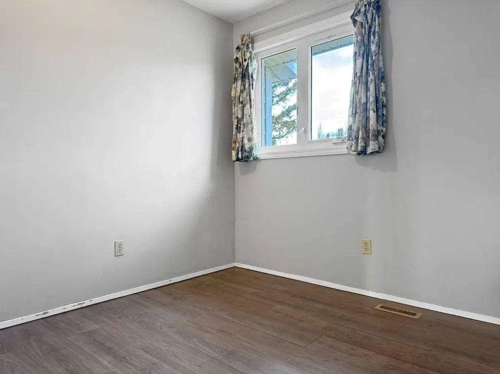57 97 Avenue Grande Cache AB t0e0y0