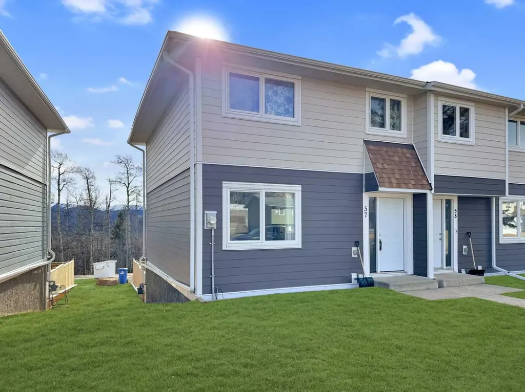 57 97 Avenue Grande Cache AB t0e0y0