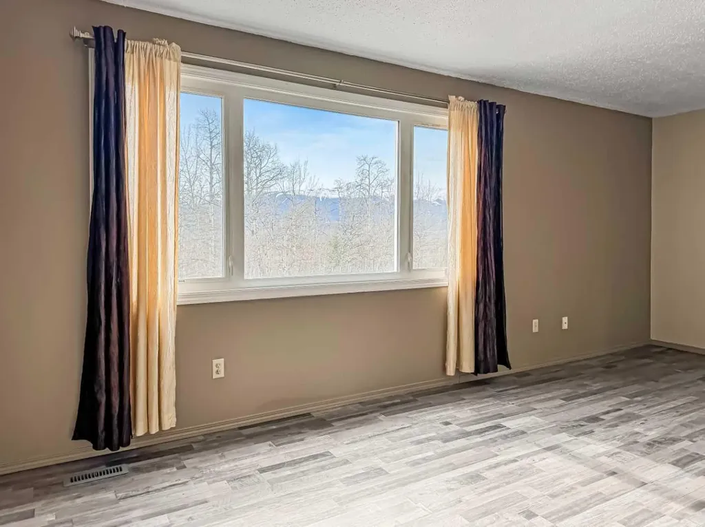 57 97 Avenue Grande Cache AB t0e0y0