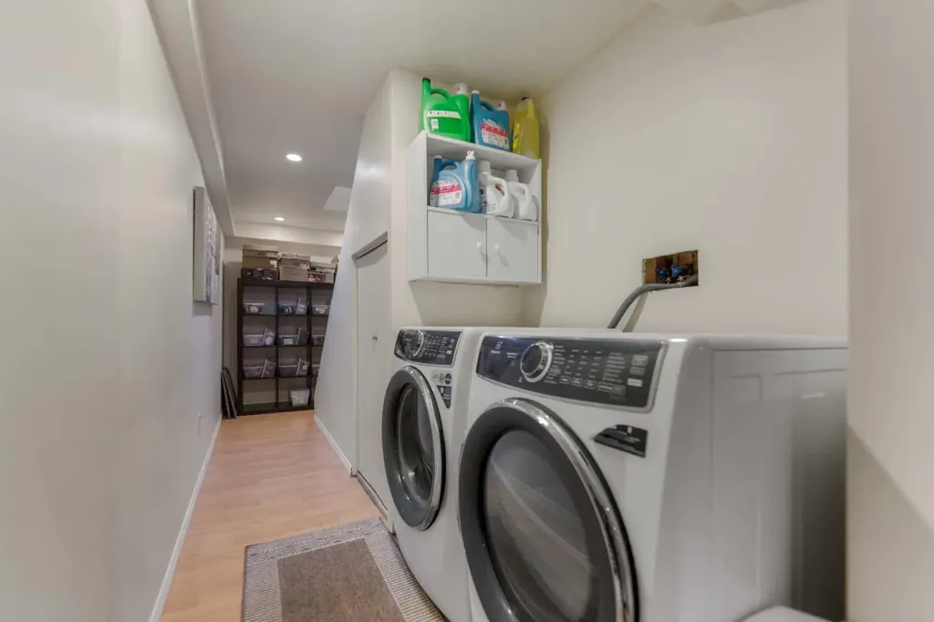 4 Millview Green SW Calgary AB T2Y 3W1