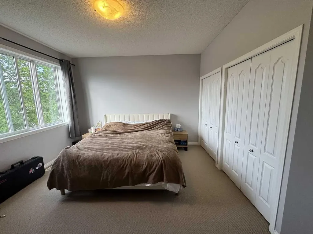 234 Royal Birch Bay NW Calgary AB T3G5X6