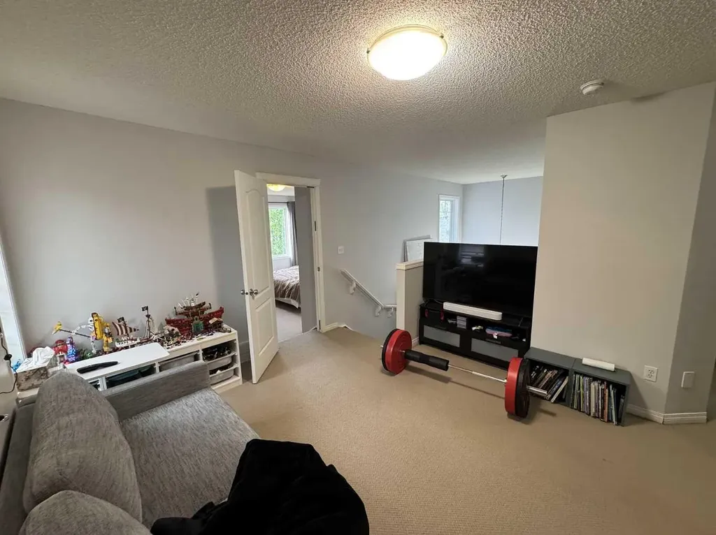 234 Royal Birch Bay NW Calgary AB T3G5X6