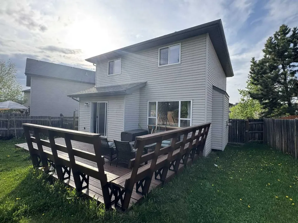 234 Royal Birch Bay NW Calgary AB T3G5X6