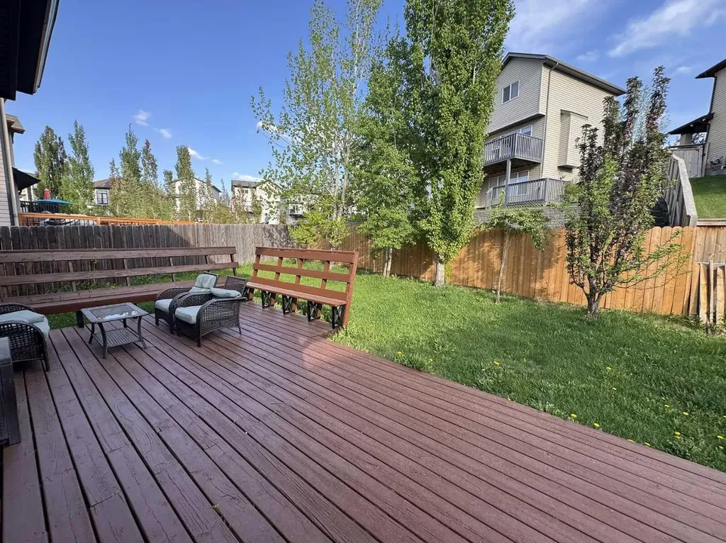 234 Royal Birch Bay NW Calgary AB T3G5X6