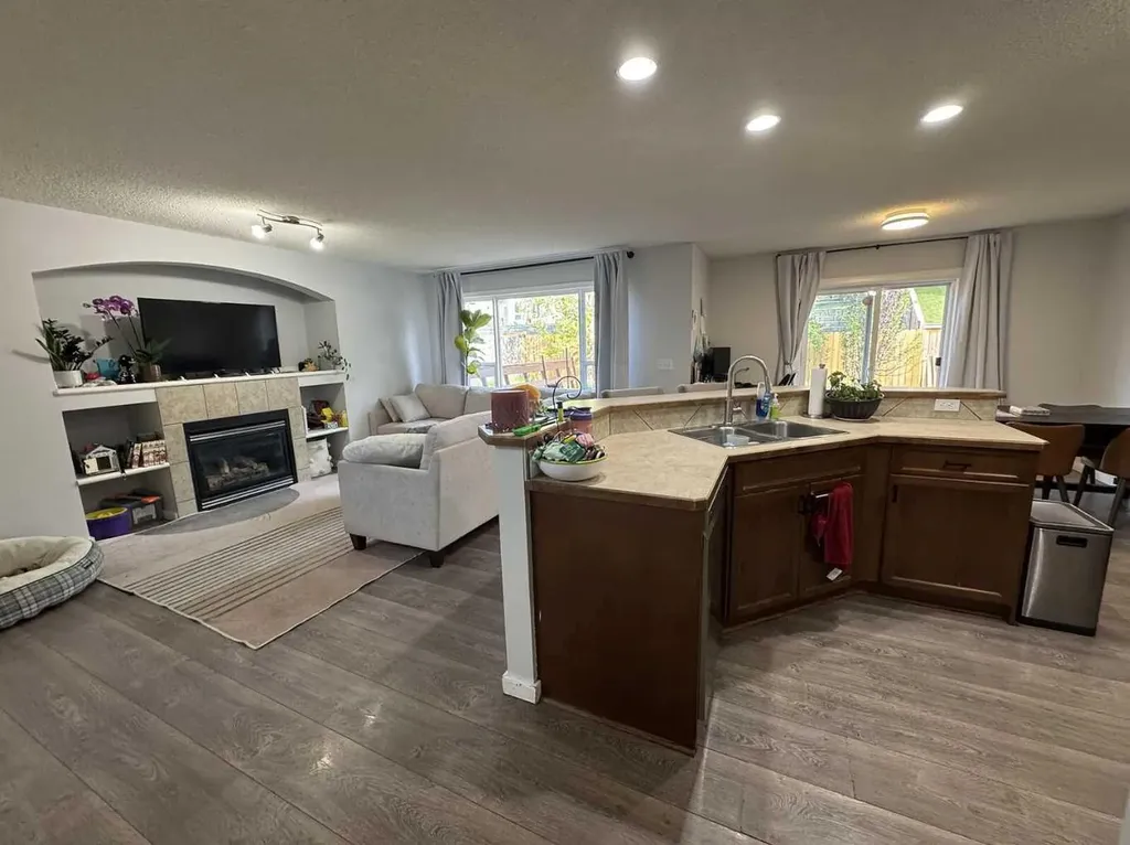 234 Royal Birch Bay NW Calgary AB T3G5X6