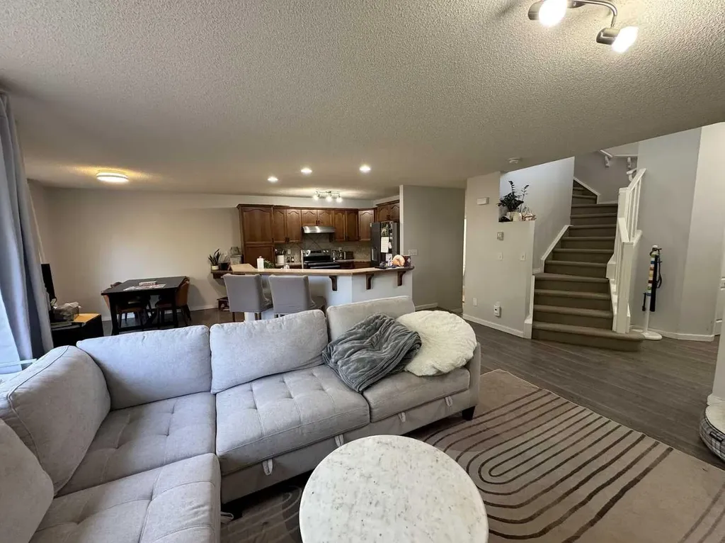 234 Royal Birch Bay NW Calgary AB T3G5X6