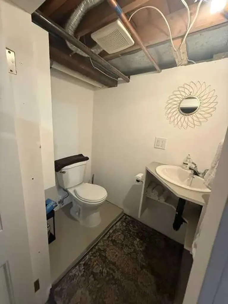148 4 Street Drumheller AB T0J 0Y0