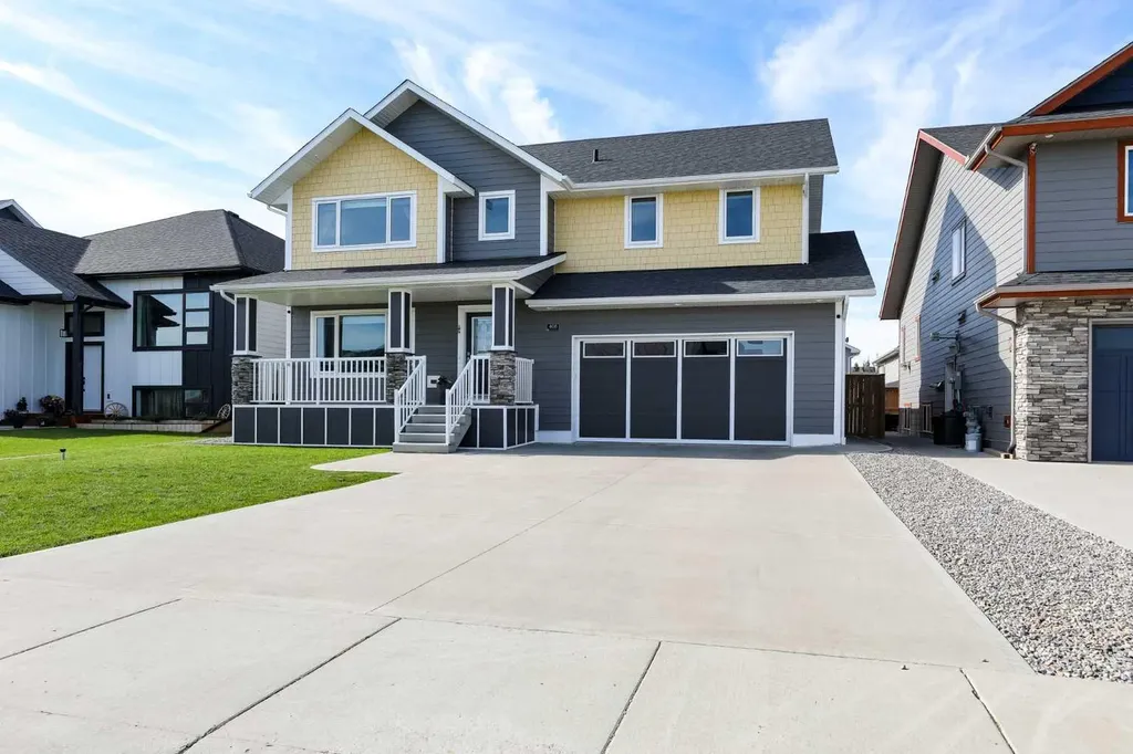 408 11b Street Nobleford AB T0L1S0