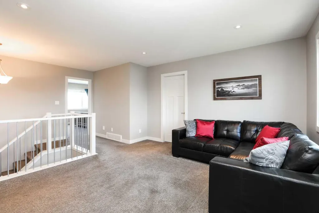 408 11b Street Nobleford AB T0L1S0