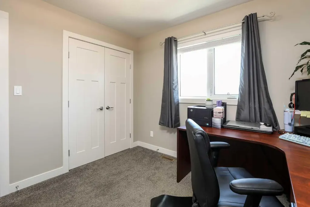408 11b Street Nobleford AB T0L1S0