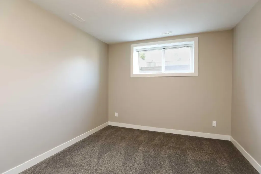 408 11b Street Nobleford AB T0L1S0