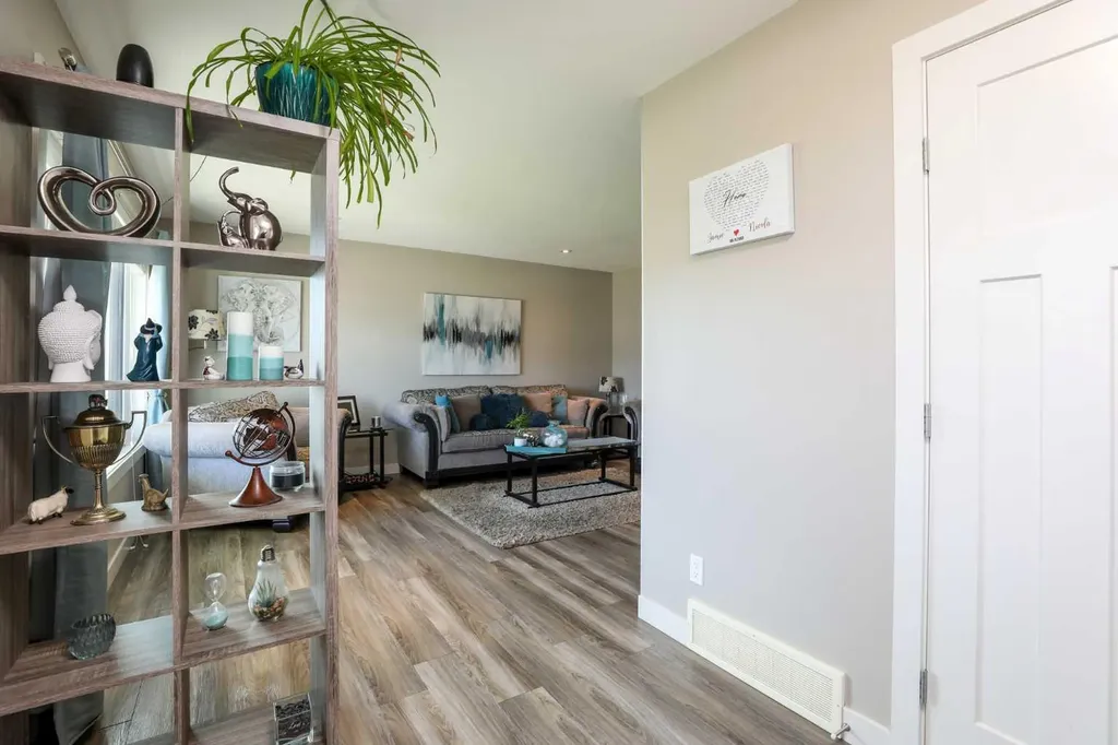 408 11b Street Nobleford AB T0L1S0