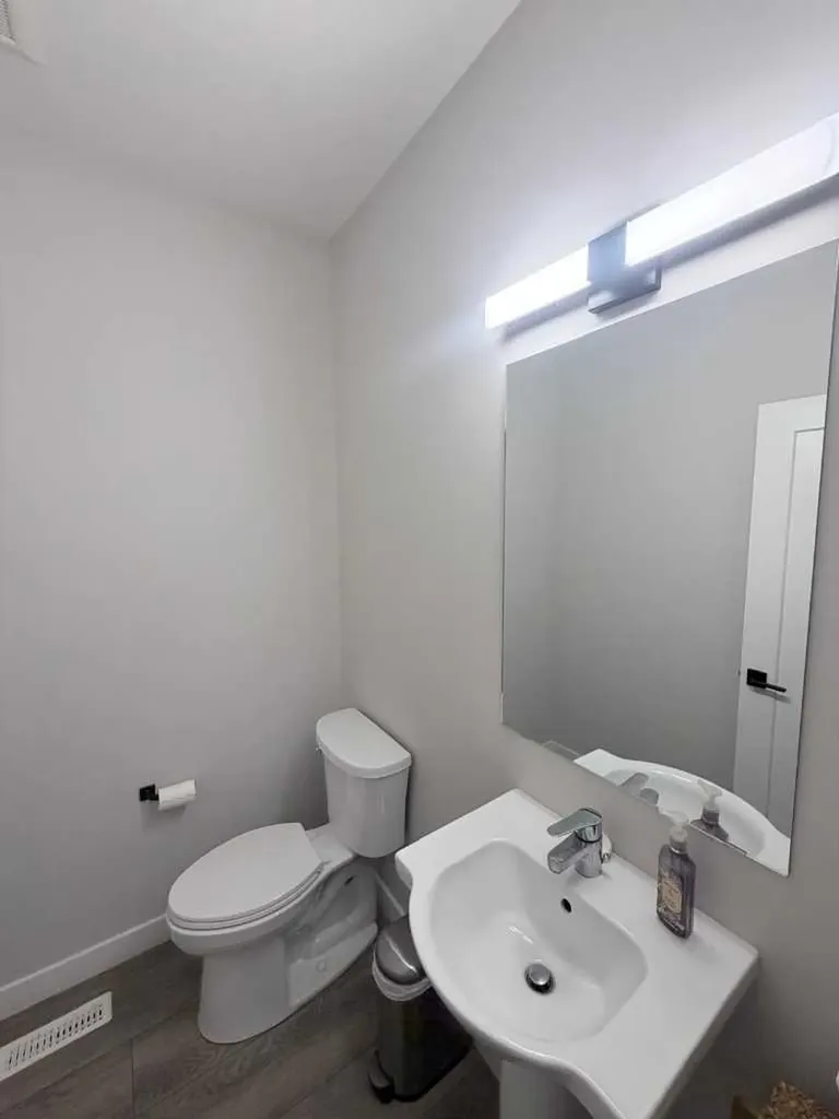 300 Carringvue Place NW Calgary AB T3P2A5