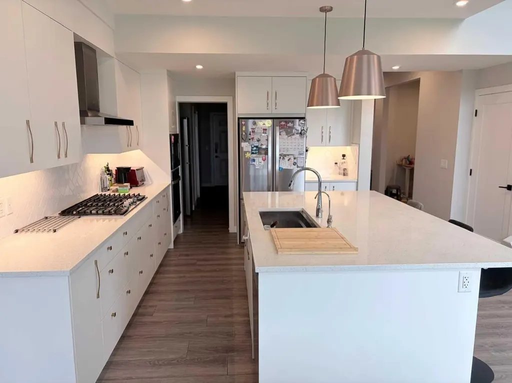 300 Carringvue Place NW Calgary AB T3P2A5