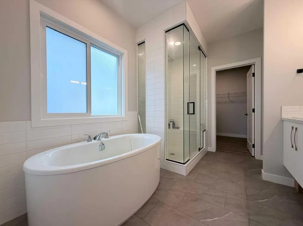 300 Carringvue Place NW Calgary AB T3P2A5