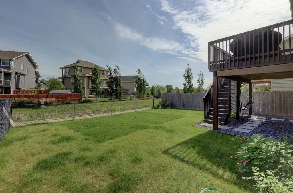 83 Valarosa Drive Didsbury AB T0H 0W0