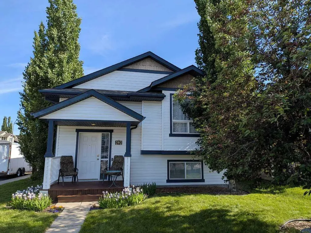 292 Lancaster Drive Red Deer AB T4R 3R7
