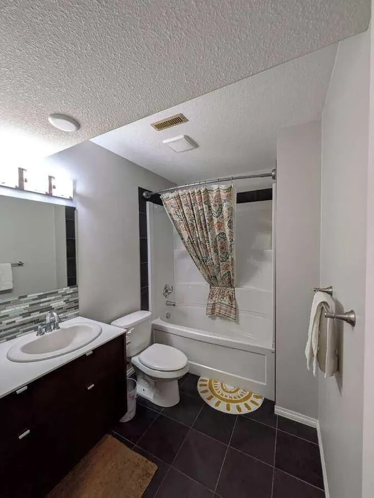 292 Lancaster Drive Red Deer AB T4R 3R7