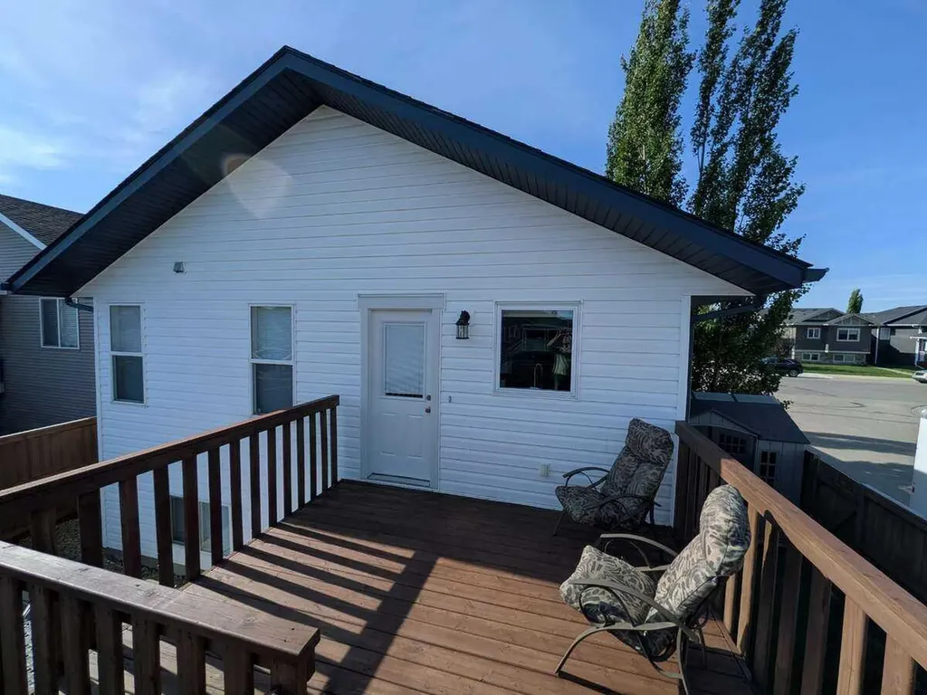 292 Lancaster Drive Red Deer AB T4R 3R7