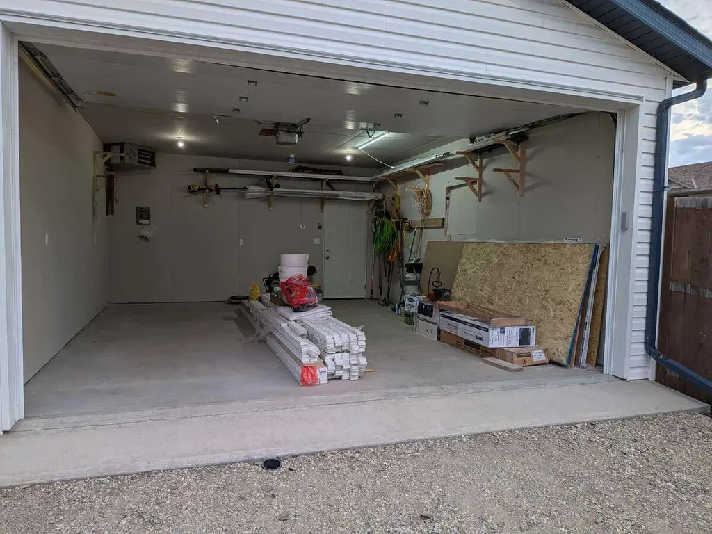 292 Lancaster Drive Red Deer AB T4R 3R7