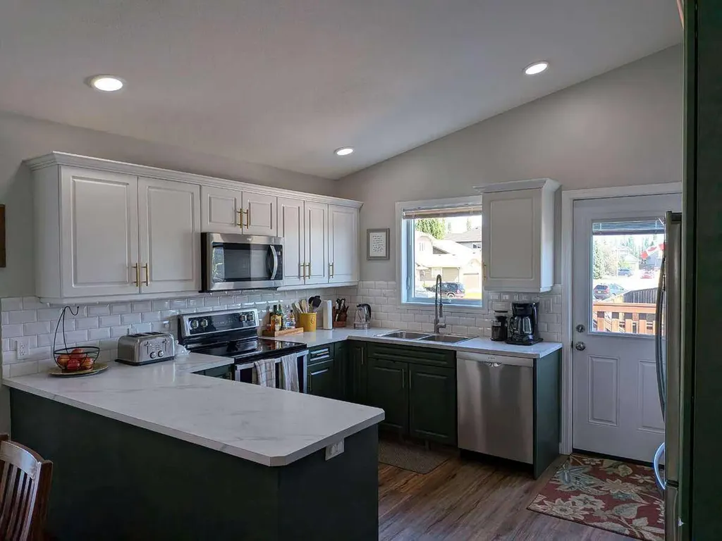 292 Lancaster Drive Red Deer AB T4R 3R7
