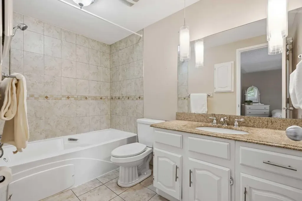 527 Deer Side Place SE Calgary AB T2J 6A1